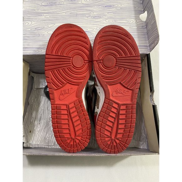 Pre-Owned Mens Size 7.5 Light Bone Nike SB Dunk Mid Linoleum Skateboarding Shoes